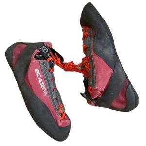 Scarpa lace up climbing shoes